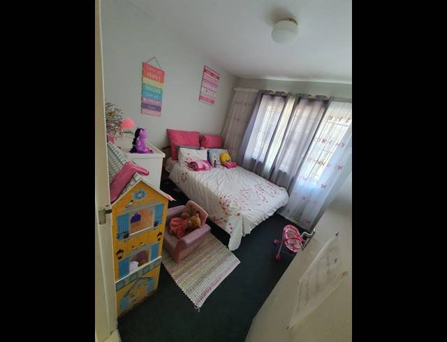 2 BEDROOM APARTMENT TO LET IN NORTH BEACH